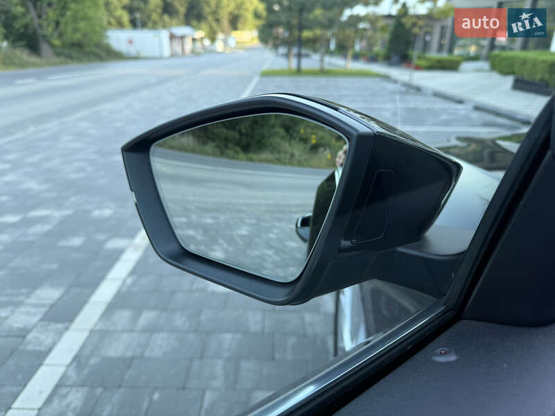 Универсал Skoda Octavia 2020 в Ужгороде