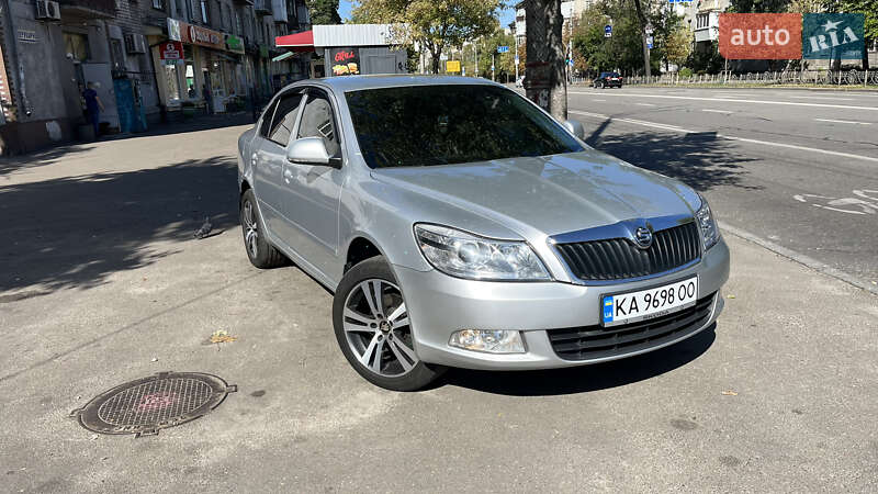 Ліфтбек Skoda Octavia 2011 в 