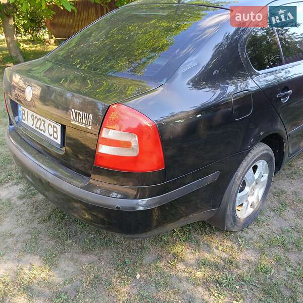 Лифтбек Skoda Octavia 2008 в Хороле