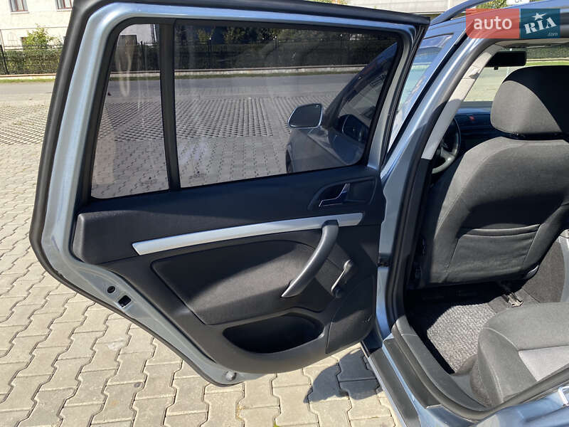 Універсал Skoda Octavia 2006 в Івано-Франківську