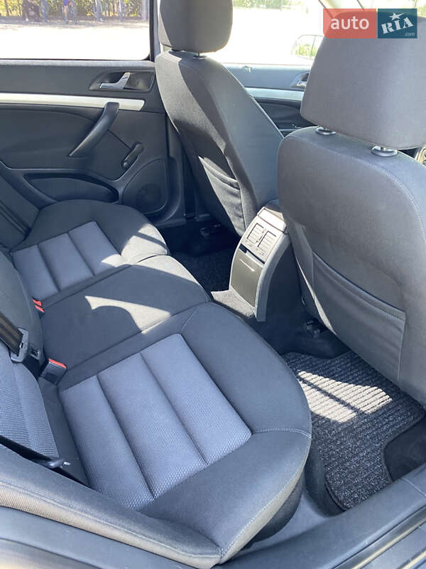 Універсал Skoda Octavia 2006 в Івано-Франківську