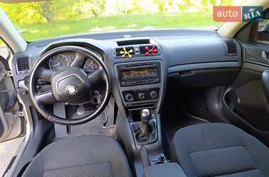 Ліфтбек Skoda Octavia 2010 в  фото 13 Ліфтбек Skoda Octavia 2010 в