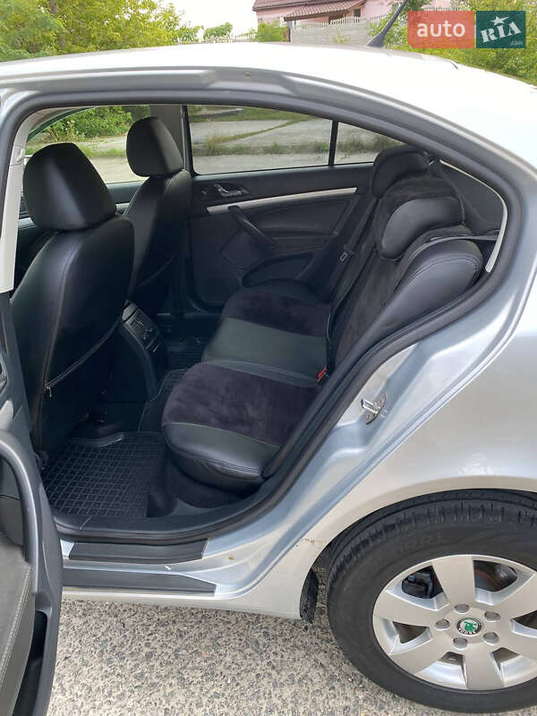 Лифтбек Skoda Octavia 2012 в Нетешине