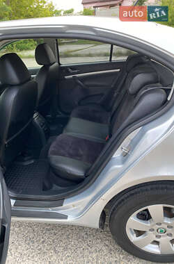 Лифтбек Skoda Octavia 2012 в 
