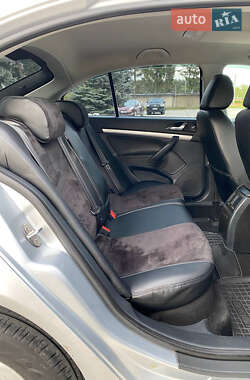 Лифтбек Skoda Octavia 2012 в 