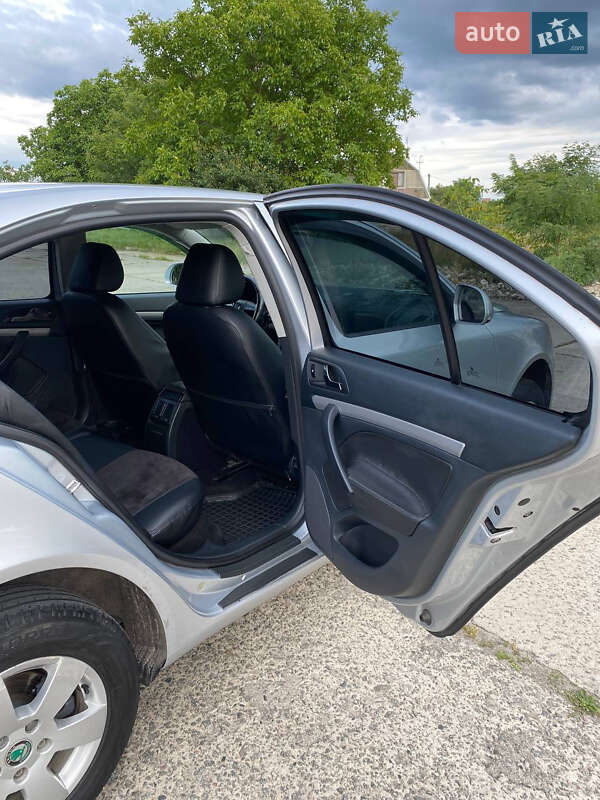 Лифтбек Skoda Octavia 2012 в Нетешине