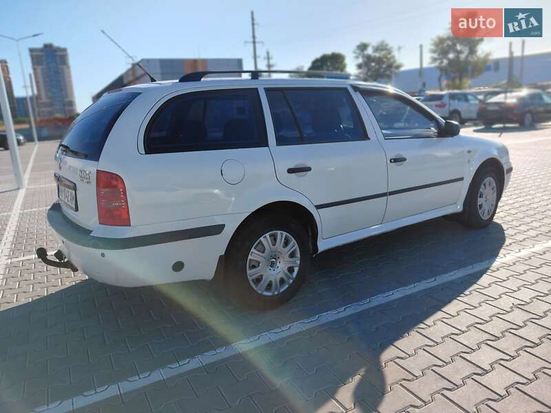 Универсал Skoda Octavia 2002 в Одессе