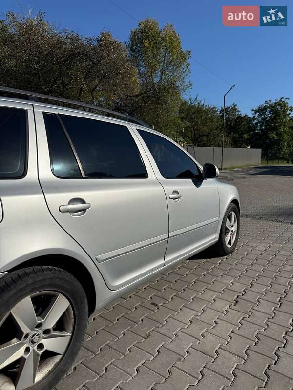 Універсал Skoda Octavia 2010 в Івано-Франківську фото 6 Універсал Skoda Octavia 2010 в Івано-Франківську