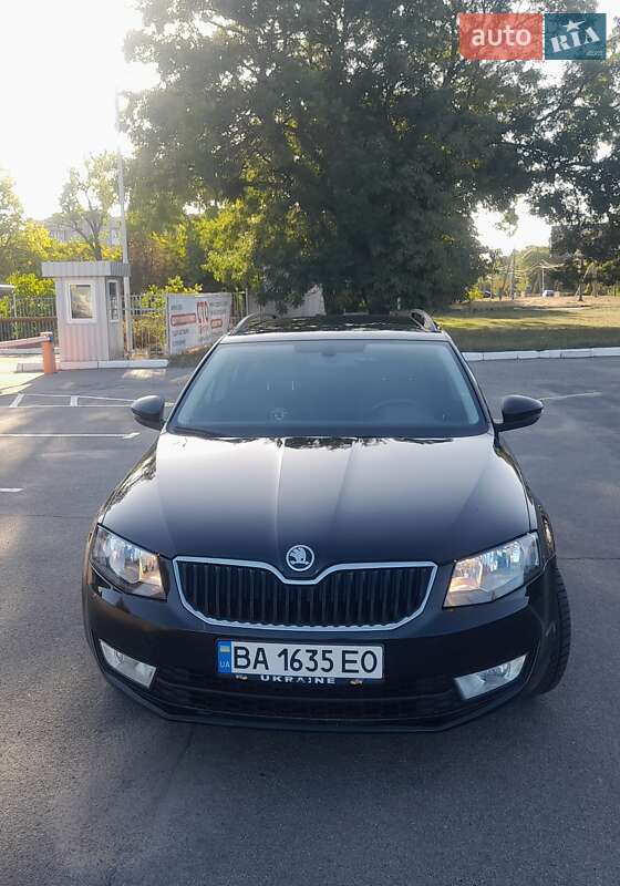 Универсал Skoda Octavia 2015 в Кропивницком
