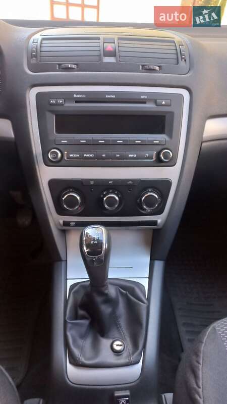 Лифтбек Skoda Octavia 2011 в Харькове