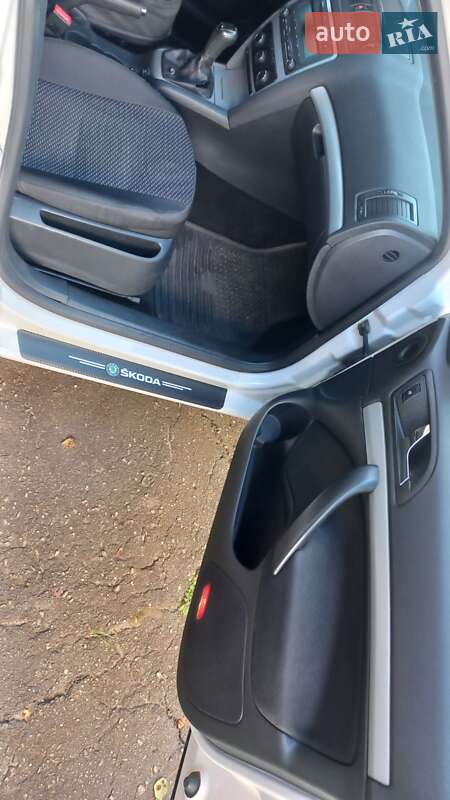 Лифтбек Skoda Octavia 2011 в Харькове