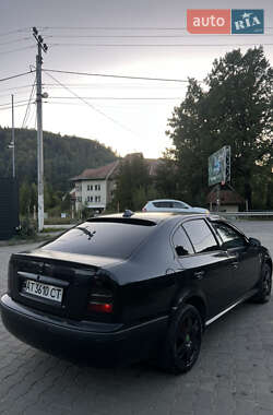Лифтбек Skoda Octavia 2003 в 