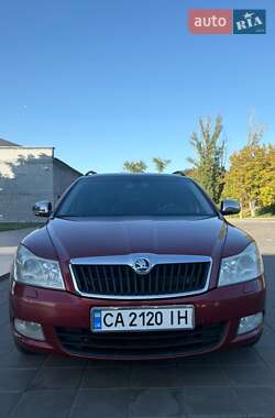 Универсал Skoda Octavia 2009 в Светловодске