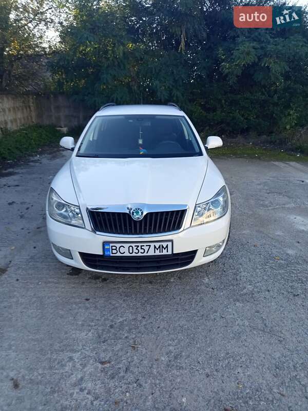 Универсал Skoda Octavia 2011 в Стрые