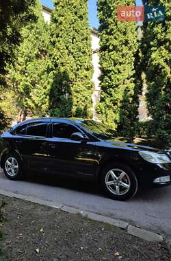 Лифтбек Skoda Octavia 2012 в 