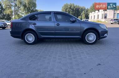 Ліфтбек Skoda Octavia 2011 в 
