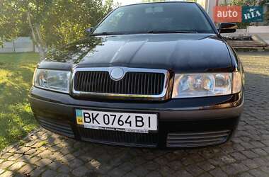 Ліфтбек Skoda Octavia 2008 в Рівному