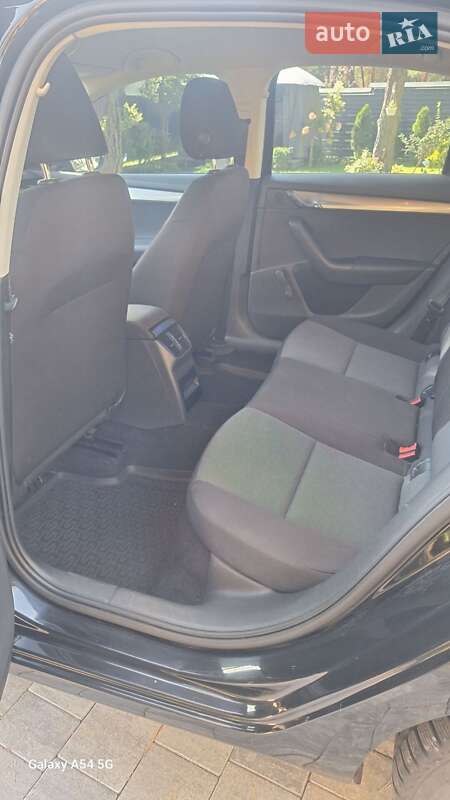 Лифтбек Skoda Octavia 2016 в Киеве