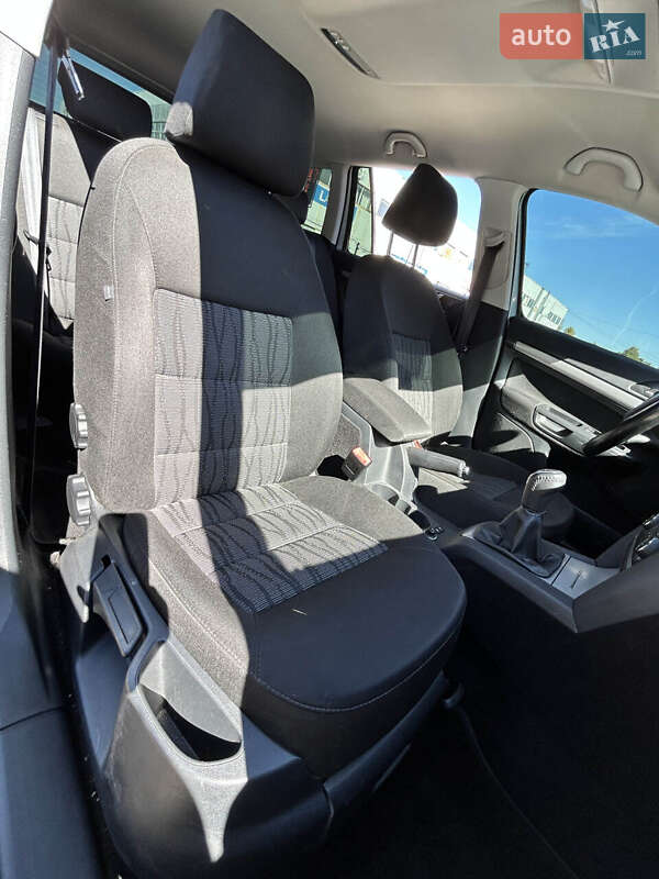 Универсал Skoda Octavia 2010 в Сумах