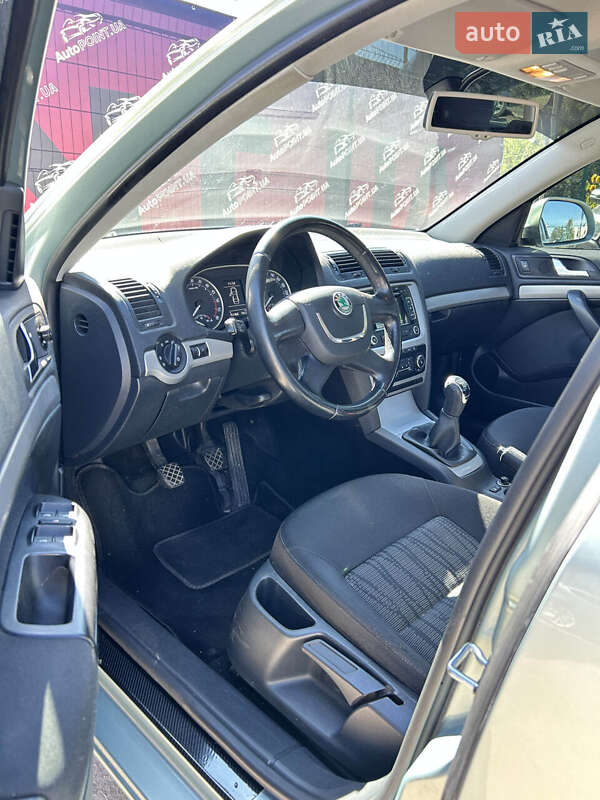 Универсал Skoda Octavia 2010 в Сумах