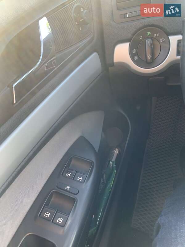 Универсал Skoda Octavia 2008 в Житомире