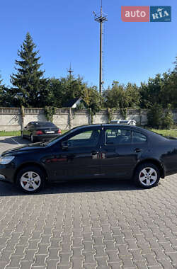 Лифтбек Skoda Octavia 2012 в 