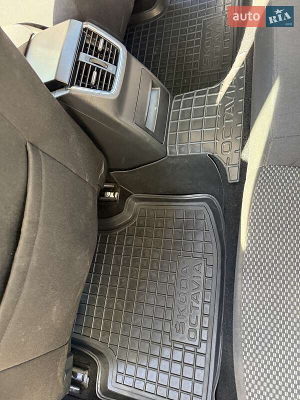 Лифтбек Skoda Octavia 2013 в Харькове фото 11 Лифтбек Skoda Octavia 2013 в Харькове