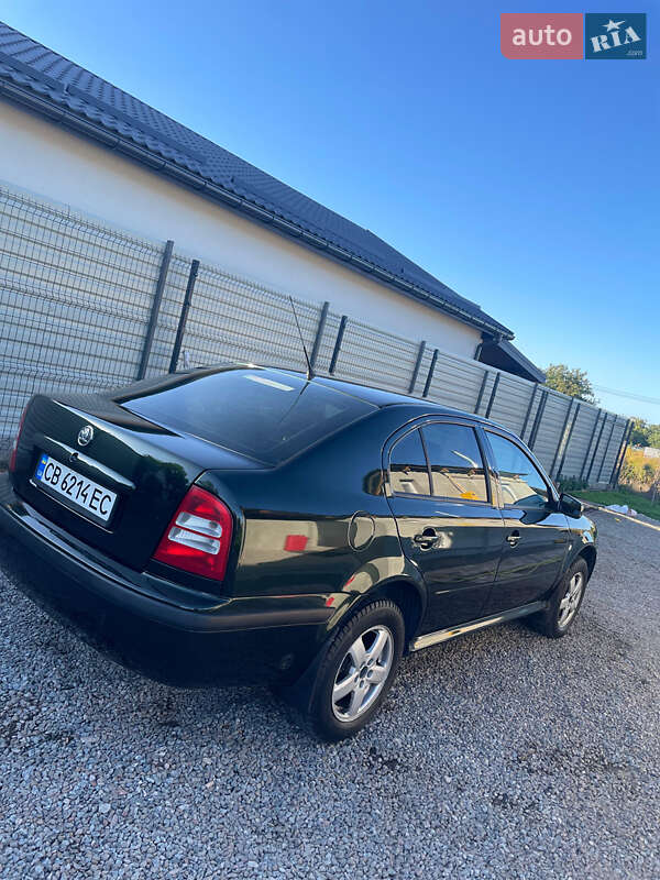 Лифтбек Skoda Octavia 2003 в Борисполе