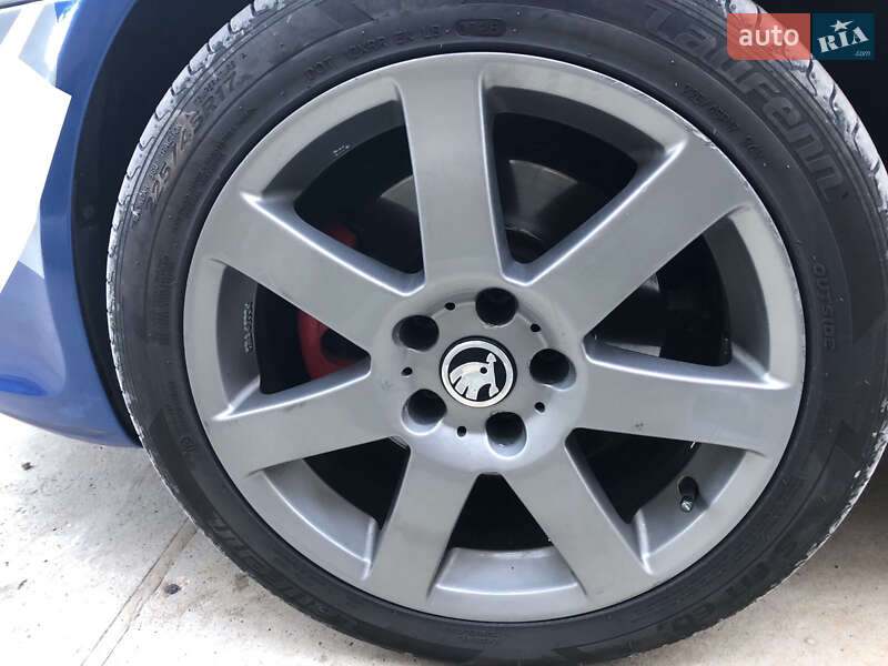 Ліфтбек Skoda Octavia 2006 в Виноградові