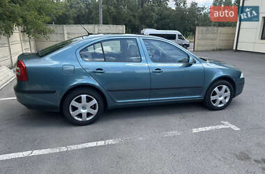 Лифтбек Skoda Octavia 2006 в 