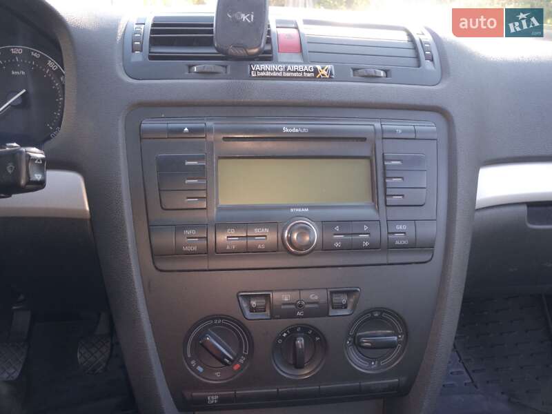 Лифтбек Skoda Octavia 2005 в Нежине