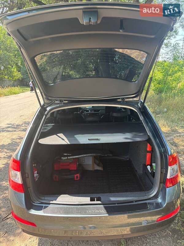 Універсал Skoda Octavia 2014 в Дніпрі фото 7 Універсал Skoda Octavia 2014 в Дніпрі