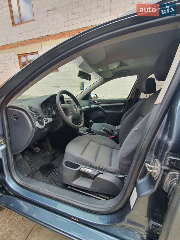 Универсал Skoda Octavia 2005 в Коростышеве