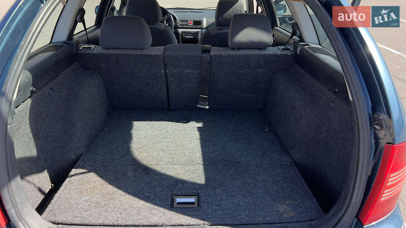 Универсал Skoda Octavia 2003 в Виннице