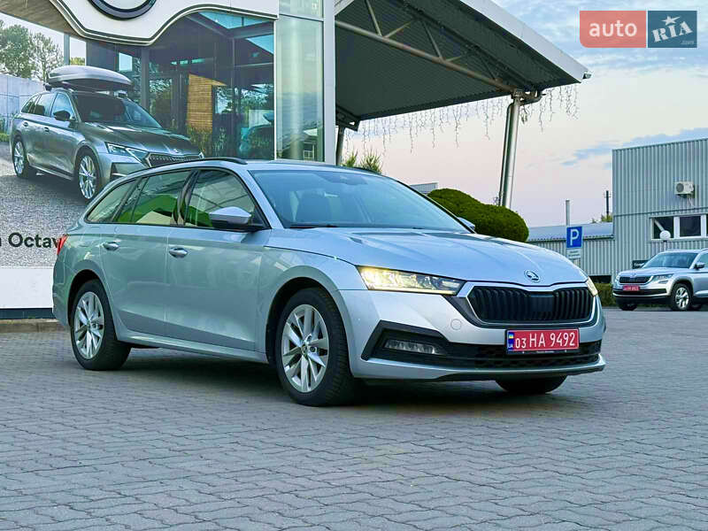 Универсал Skoda Octavia 2021 в Луцке