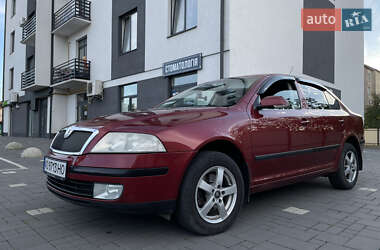 Лифтбек Skoda Octavia 2008 в 