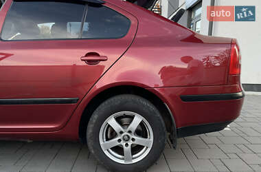 Лифтбек Skoda Octavia 2008 в 