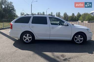 Универсал Skoda Octavia 2010 в 