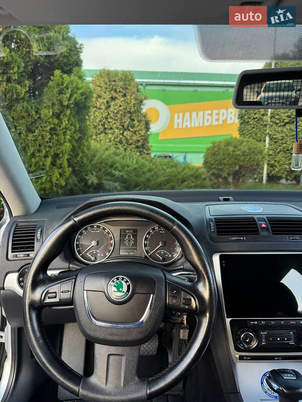 Универсал Skoda Octavia 2010 в Ивано-Франковске