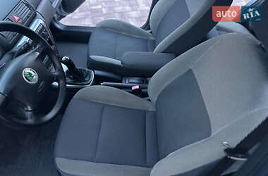 Лифтбек Skoda Octavia 2003 в 