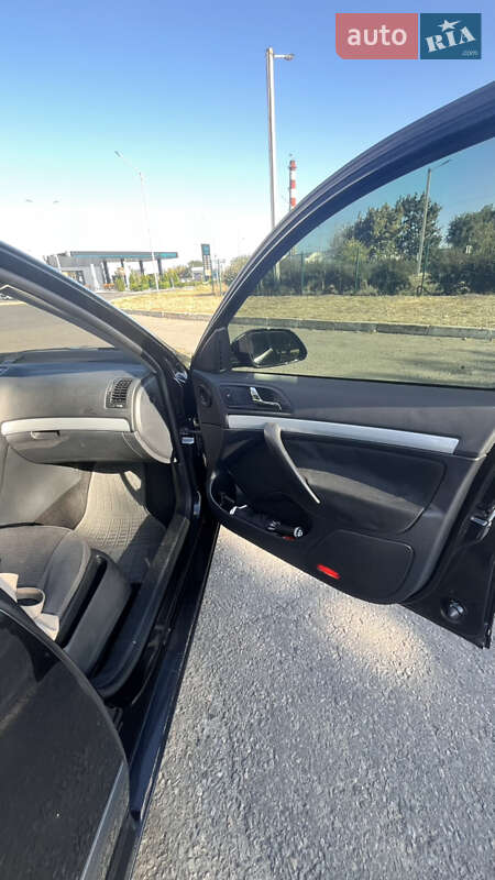 Ліфтбек Skoda Octavia 2007 в Дніпрі