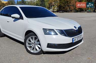 Лифтбек Skoda Octavia 2018 в Лозовой