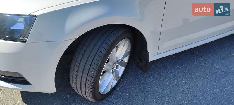 Ліфтбек Skoda Octavia 2018 в Лозовій