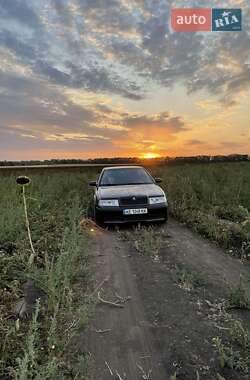 Лифтбек Skoda Octavia 2002 в 