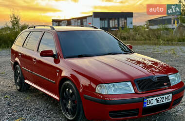 Универсал Skoda Octavia 2004 в Самборе