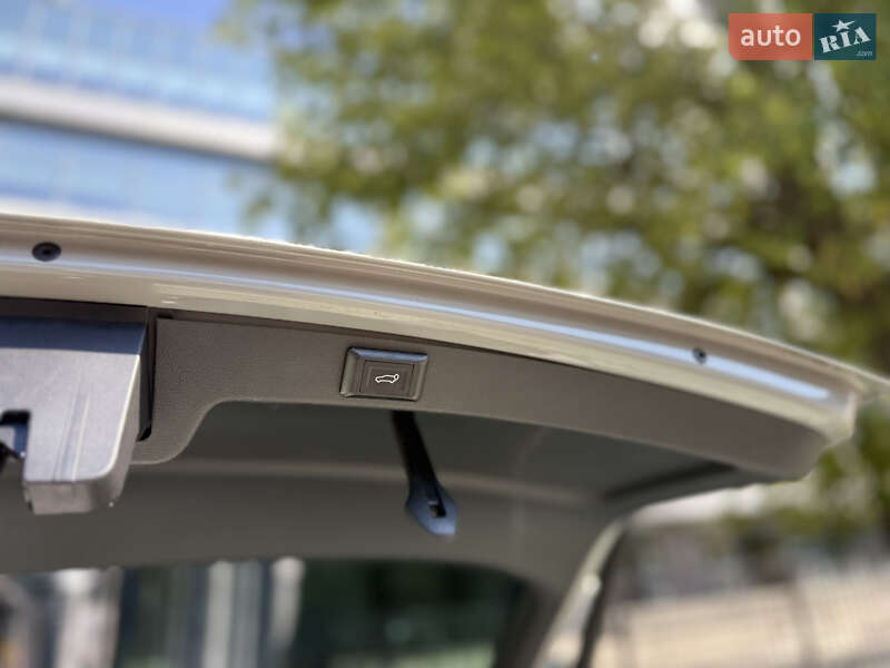 Універсал Skoda Octavia 2019 в Києві фото 33 Універсал Skoda Octavia 2019 в Києві