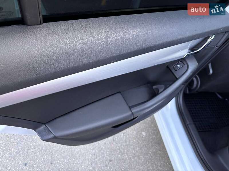 Універсал Skoda Octavia 2018 в Ромнах