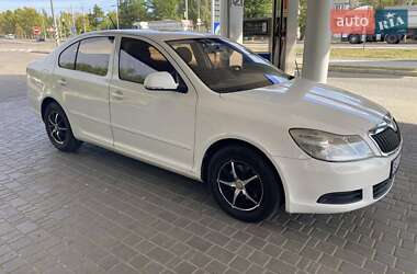 Лифтбек Skoda Octavia 2011 в 