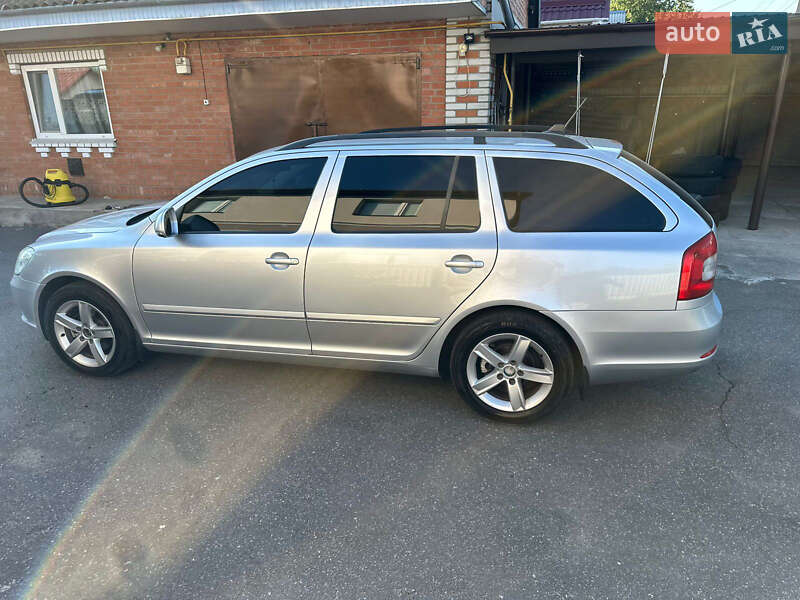Універсал Skoda Octavia 2012 в Вінниці