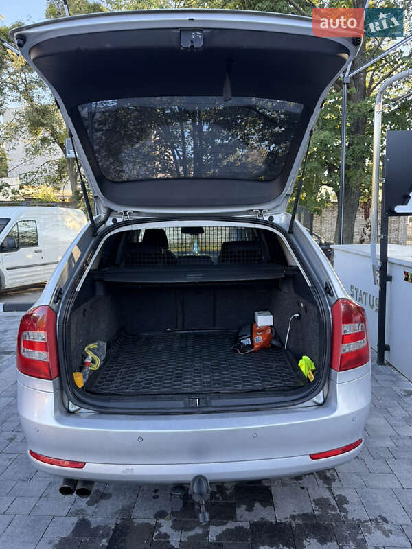 Универсал Skoda Octavia 2008 в Ровно